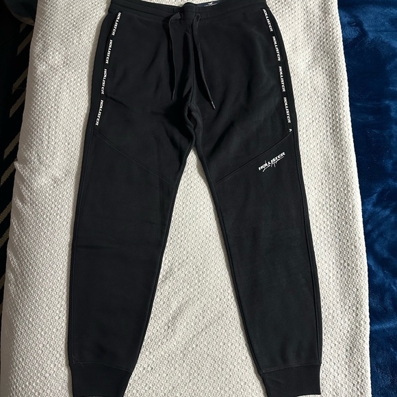 Holister California skinny Jogger size medium - Picture 4 of 8